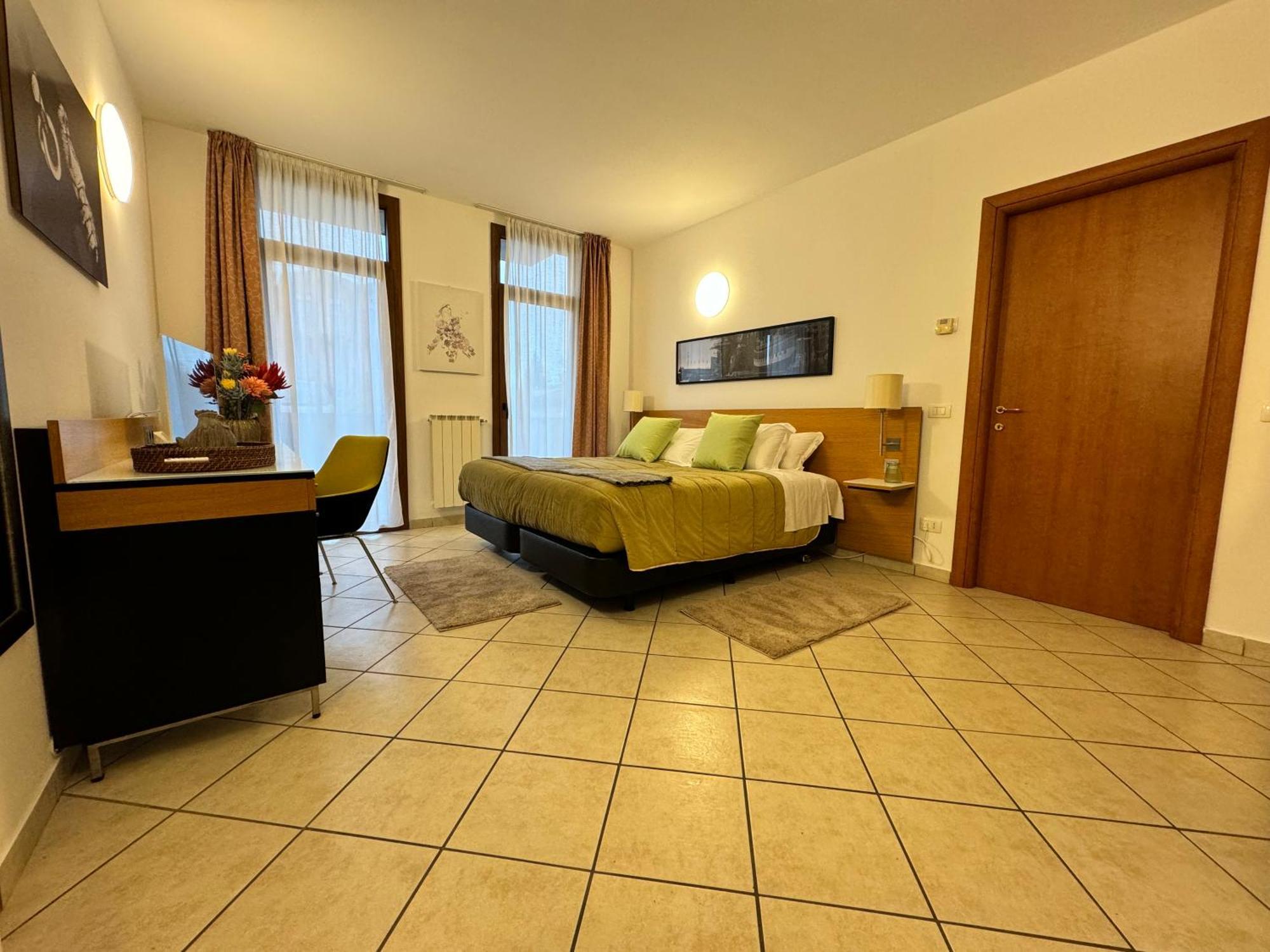 Residence Malpensa Somma Lombardo Exteriör bild